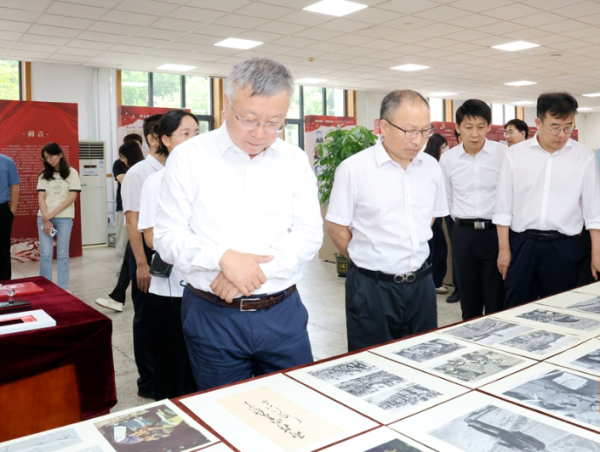宏发证券 山大举办“抗战中的山东大学”文献展及“抗战中的山大人”主题美术创作展